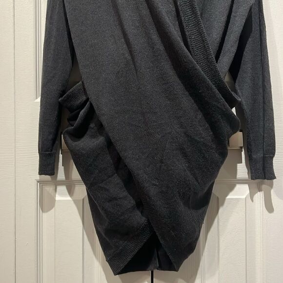 Matthildur Charcoal Grey Royal Alpaca Wrap Sweater‎ Size M - Picture 3 of 15